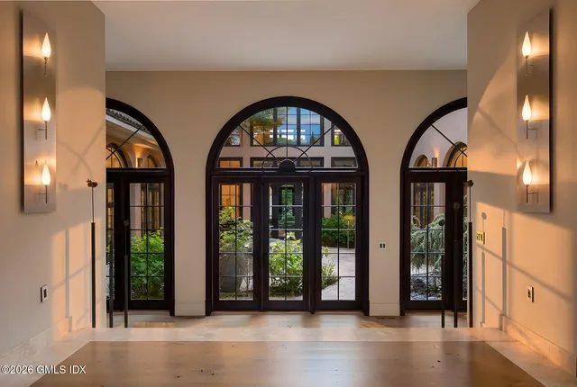 $18,500,000 | 41 Meadow Wood Drive, Greenwich, CT 06830