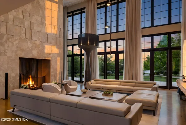 $18,500,000 | 41 Meadow Wood Drive, Greenwich, CT 06830