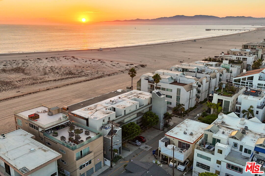 6 Voyage Street, Unit 108 Marina del Rey, CA 90292 - Photo 16 of 25