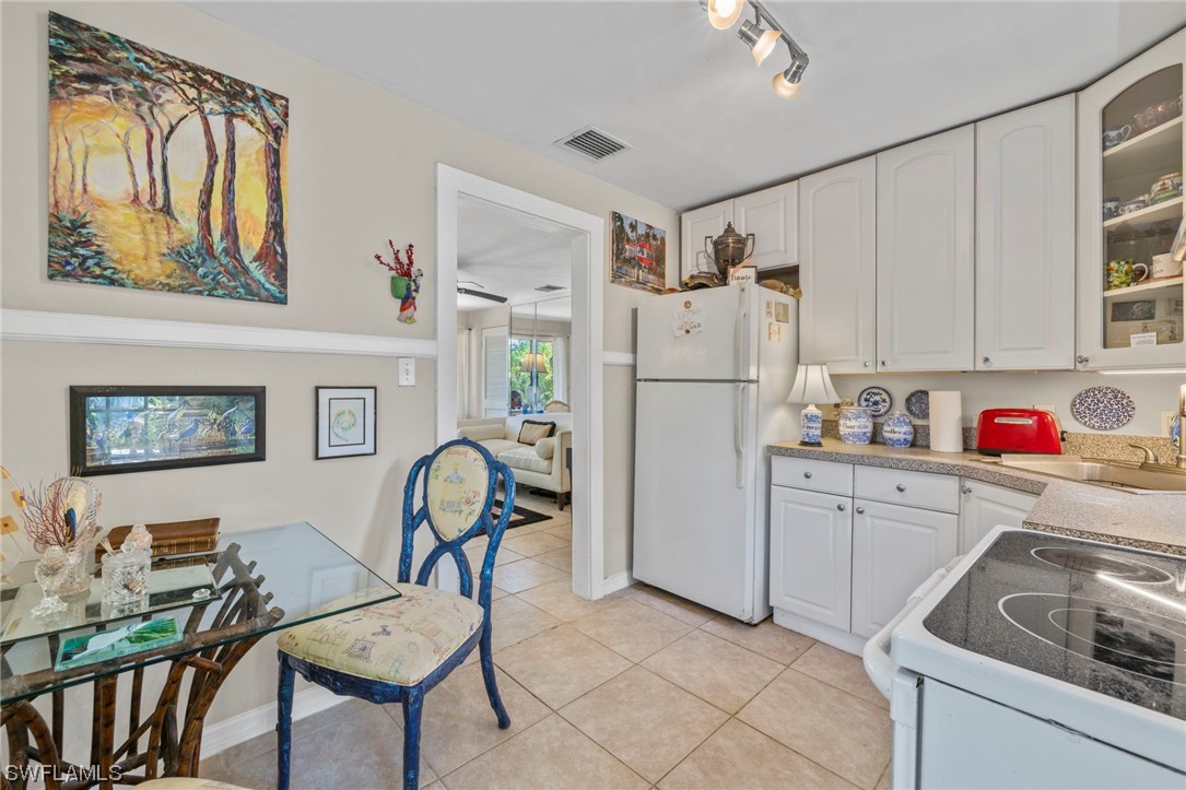 1646 Coronado Road Fort Myers, FL 33901 - Photo 8 of 42