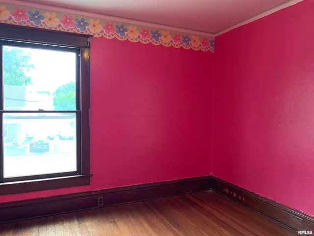 $58,000 | 545 Bainbridge Street, Barry, IL 62312