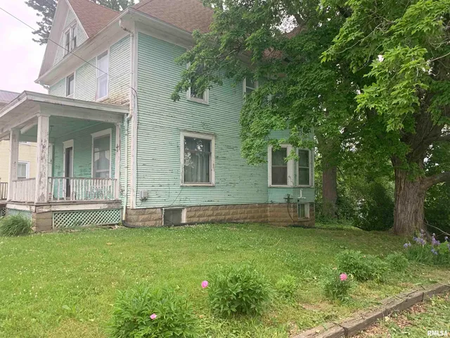 $58,000 | 545 Bainbridge Street, Barry, IL 62312