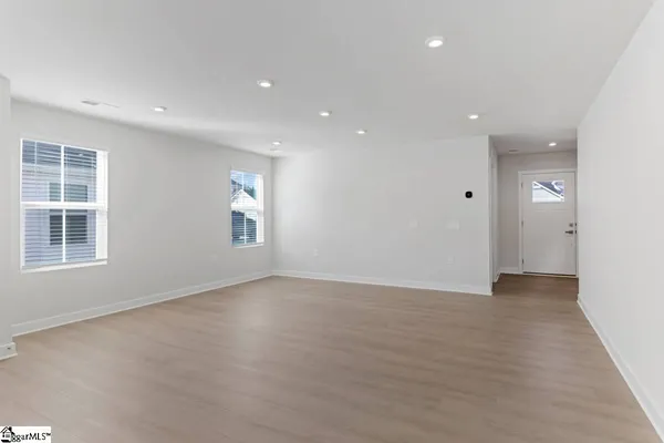 $2,195 | 1130 Bulrush Drive, Woodruff, SC 29388