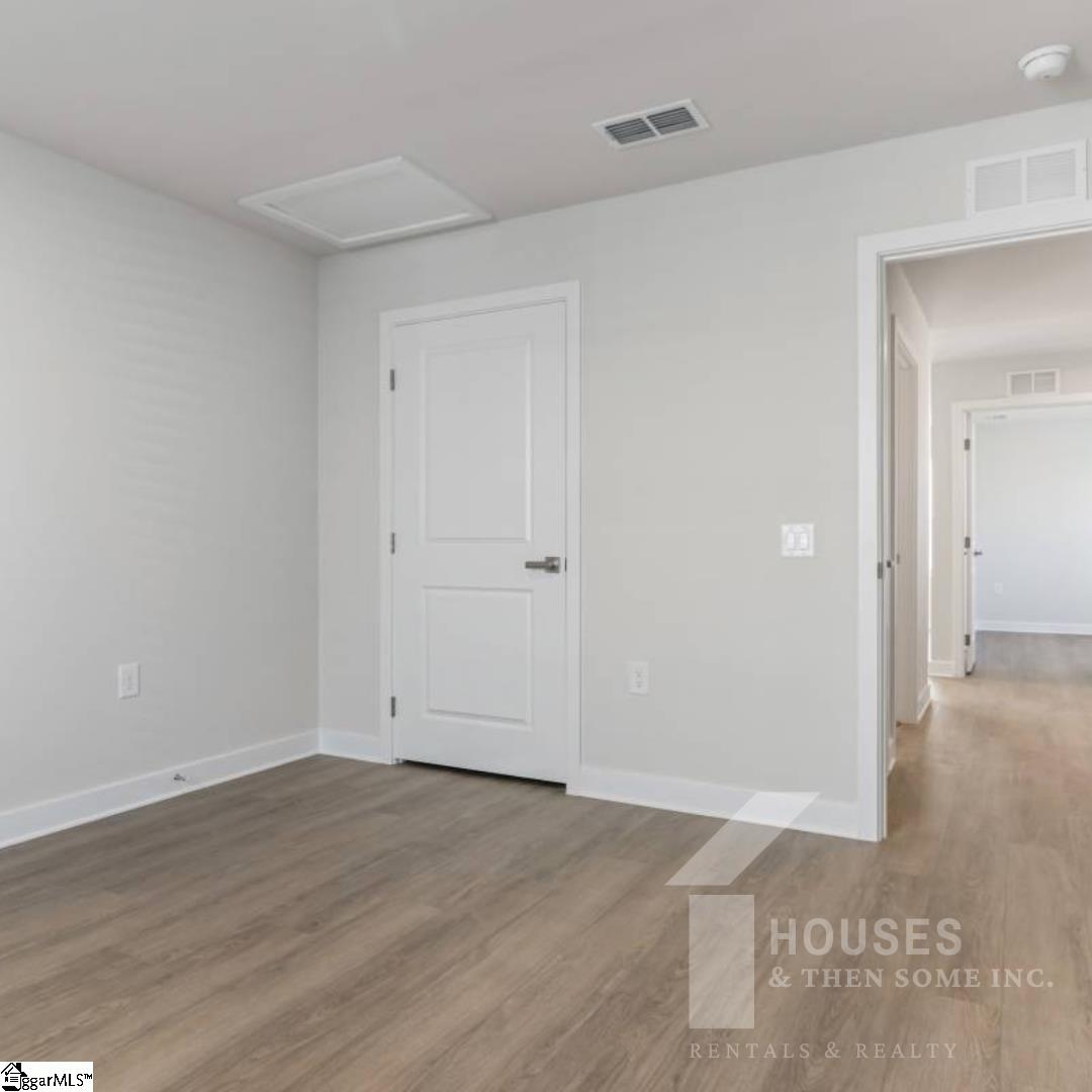 1130 Bulrush Drive Woodruff, SC 29388 - Photo 17 of 21