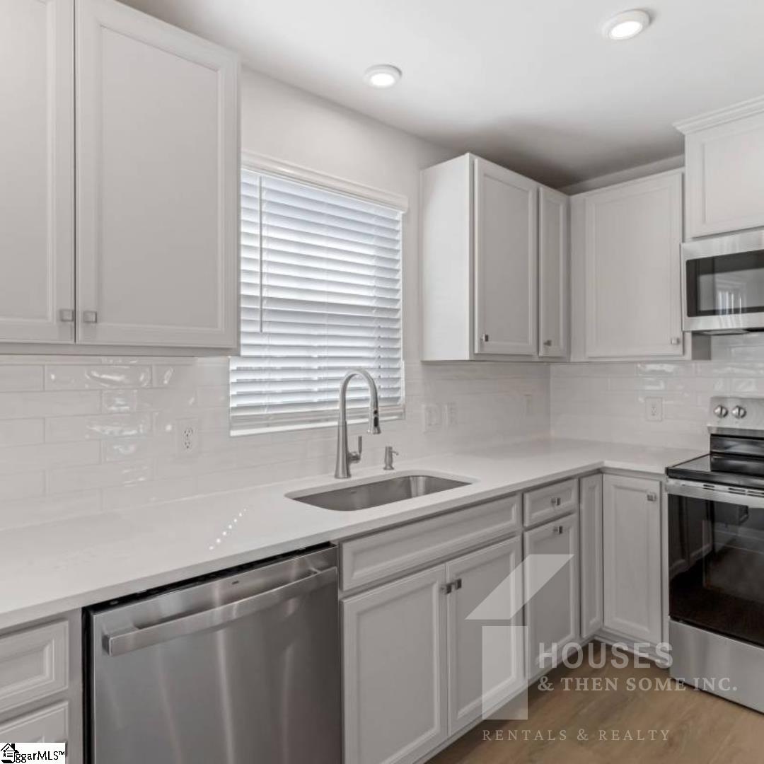 1130 Bulrush Drive Woodruff, SC 29388 - Photo 9 of 21