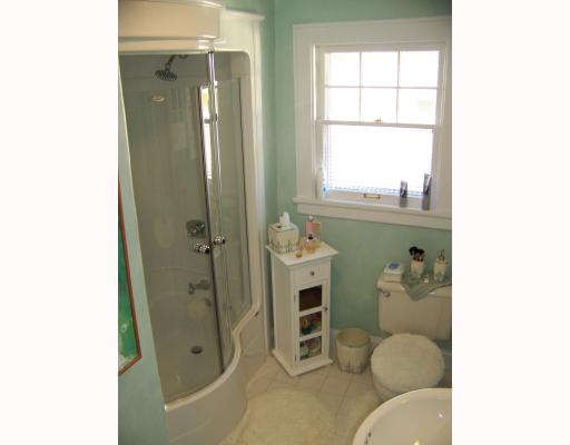 59 Malbone Road Newport, RI 02840 - Photo 7 of 8 Exterior Front.