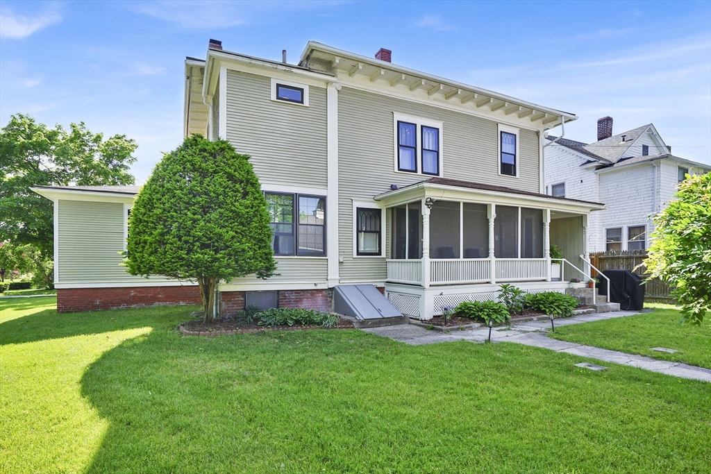111 Magnolia Terrace Springfield, MA 01108 - Photo 40 of 42
