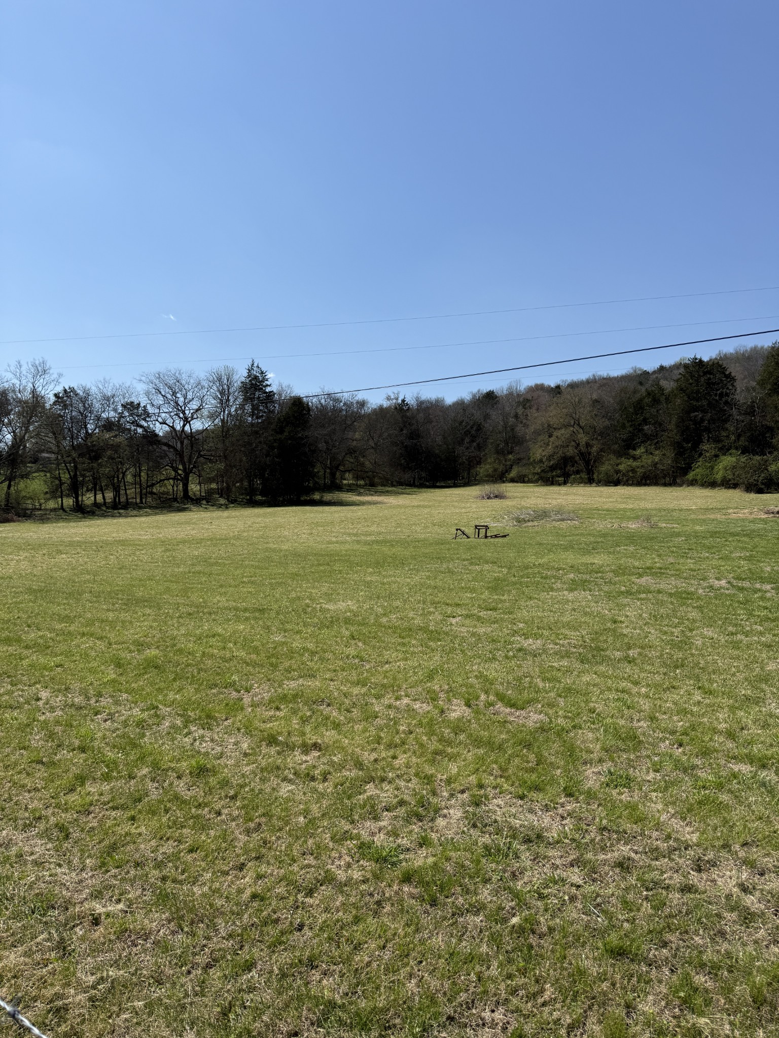 855 Lick Creek Road Hartsville, TN 37074 - Photo 2 of 76 a view of outdoor space and mountain view