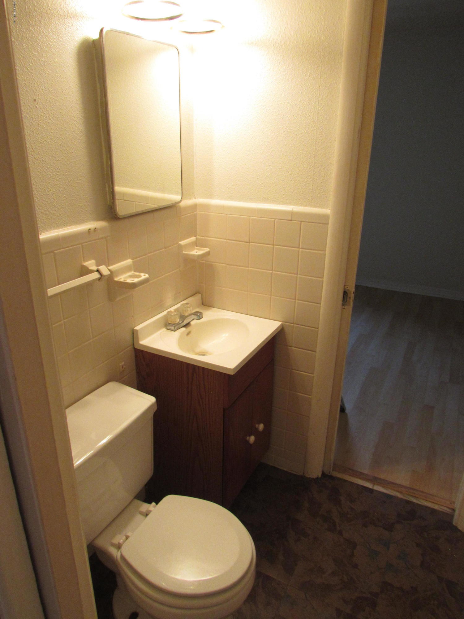 1911 Ector Road Jacksonville, FL 32211 - Photo 18 of 24 Half Bath