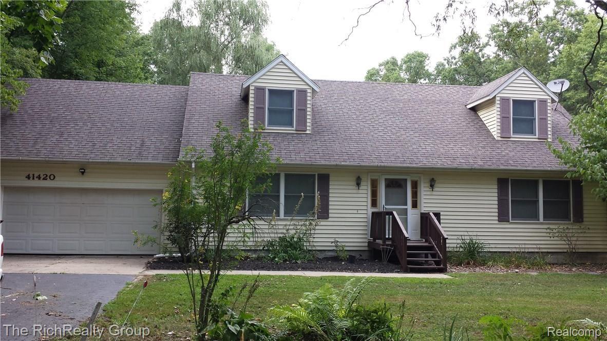 41420 Harris Road Belleville, MI 48111 - Photo 1 of 42 2016-08-09 17.37