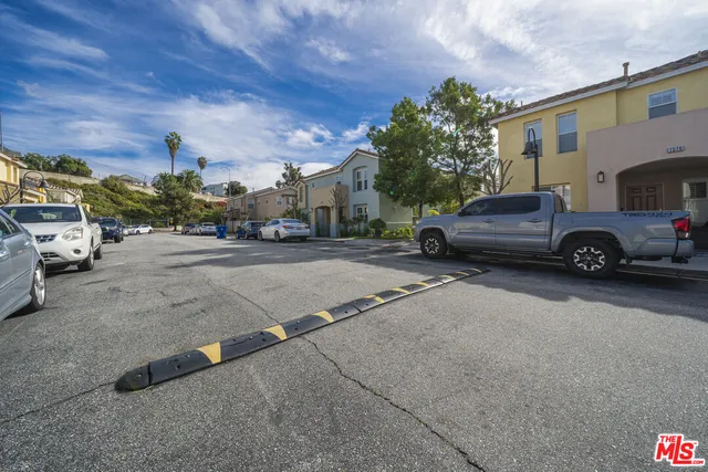 $3,875 | 121 Cancion Way, Los Angeles, CA 90033