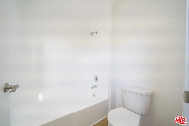 $3,875 | 121 Cancion Way, Los Angeles, CA 90033