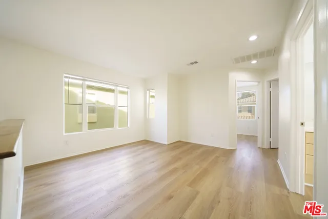 $3,875 | 121 Cancion Way, Los Angeles, CA 90033