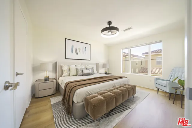 $3,875 | 121 Cancion Way, Los Angeles, CA 90033