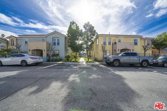 $3,875 | 121 Cancion Way, Los Angeles, CA 90033