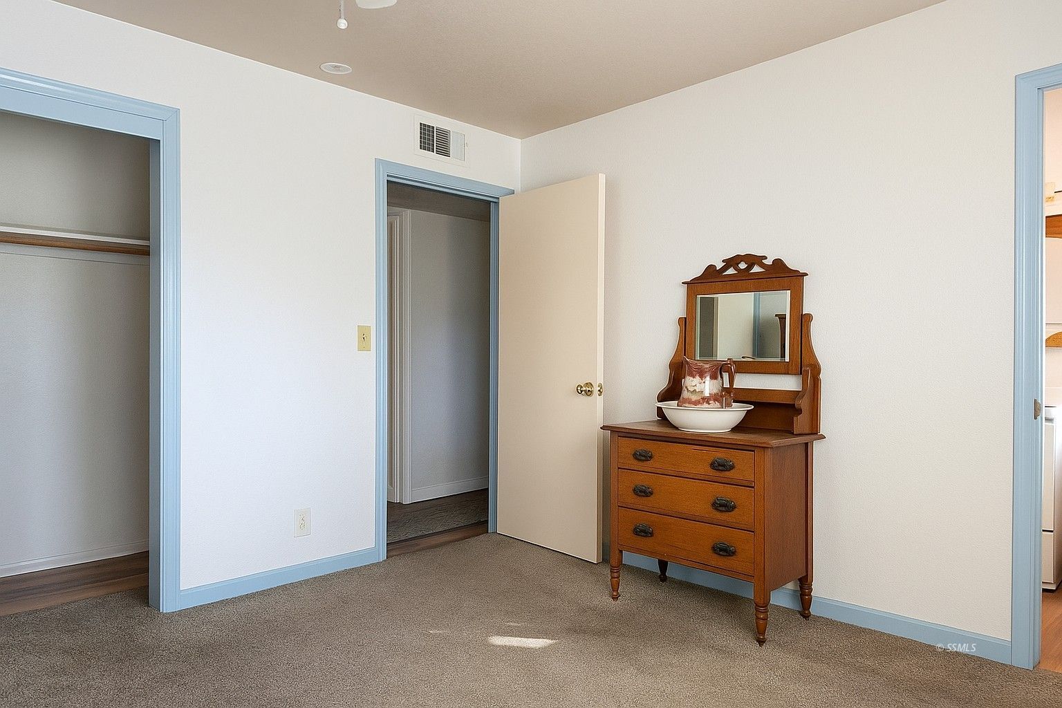1441 South Yorktown Street Ridgecrest, CA 93555 - Photo 13 of 20 Gallery Image 13