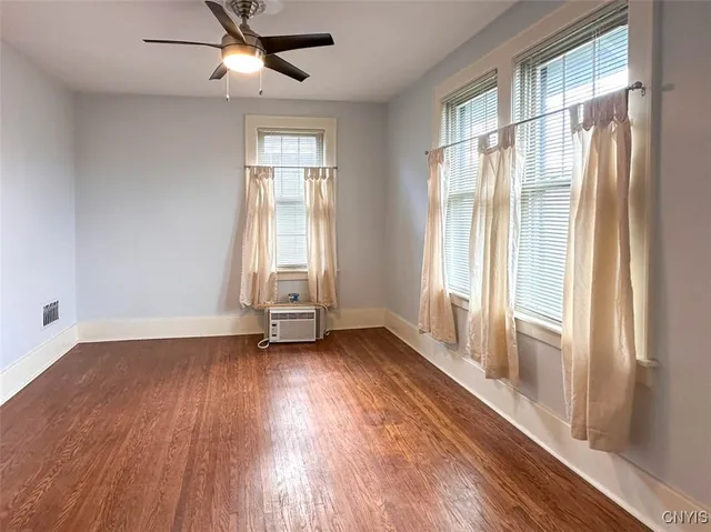 $189,900 | 12 Rose Place, Utica, NY 13502