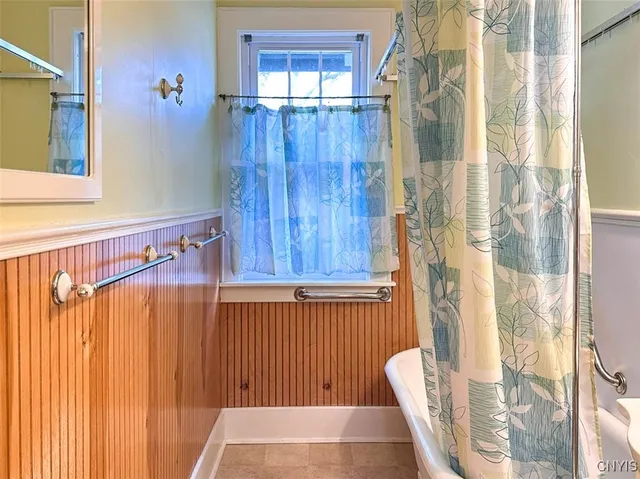 $189,900 | 12 Rose Place, Utica, NY 13502