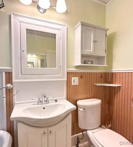 $189,900 | 12 Rose Place, Utica, NY 13502