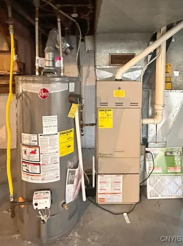 $189,900 | 12 Rose Place, Utica, NY 13502