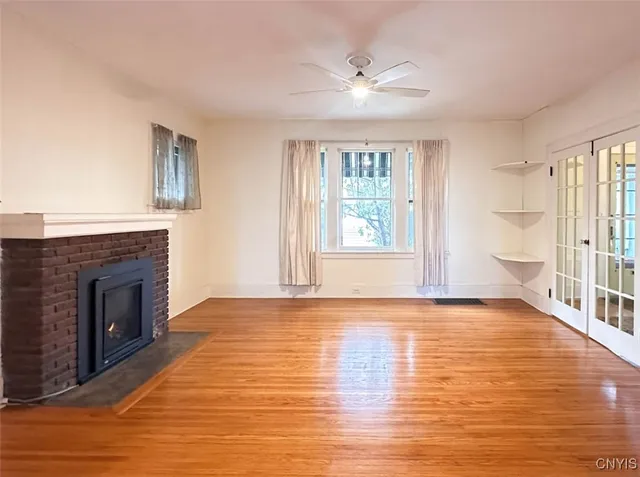 $189,900 | 12 Rose Place, Utica, NY 13502