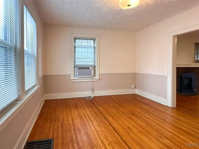 $189,900 | 12 Rose Place, Utica, NY 13502