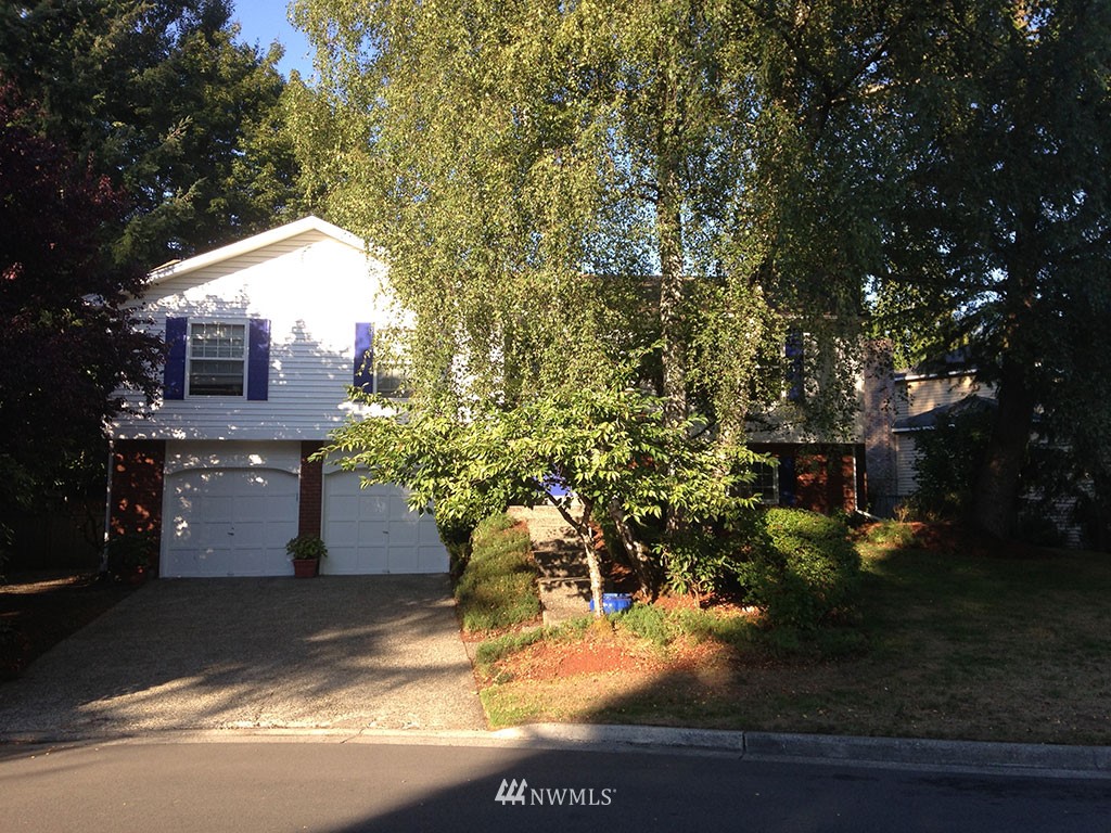 2921 167th Street Southeast Bothell, WA 98012 - Photo 2 of 12