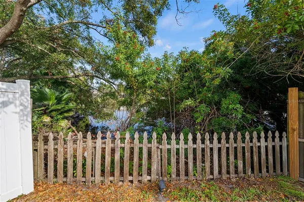 $399,900 | 7571 121st Avenue, Largo, FL 33773