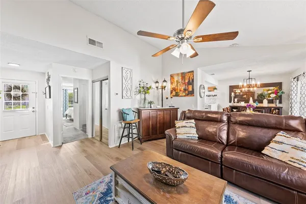 $399,900 | 7571 121st Avenue, Largo, FL 33773