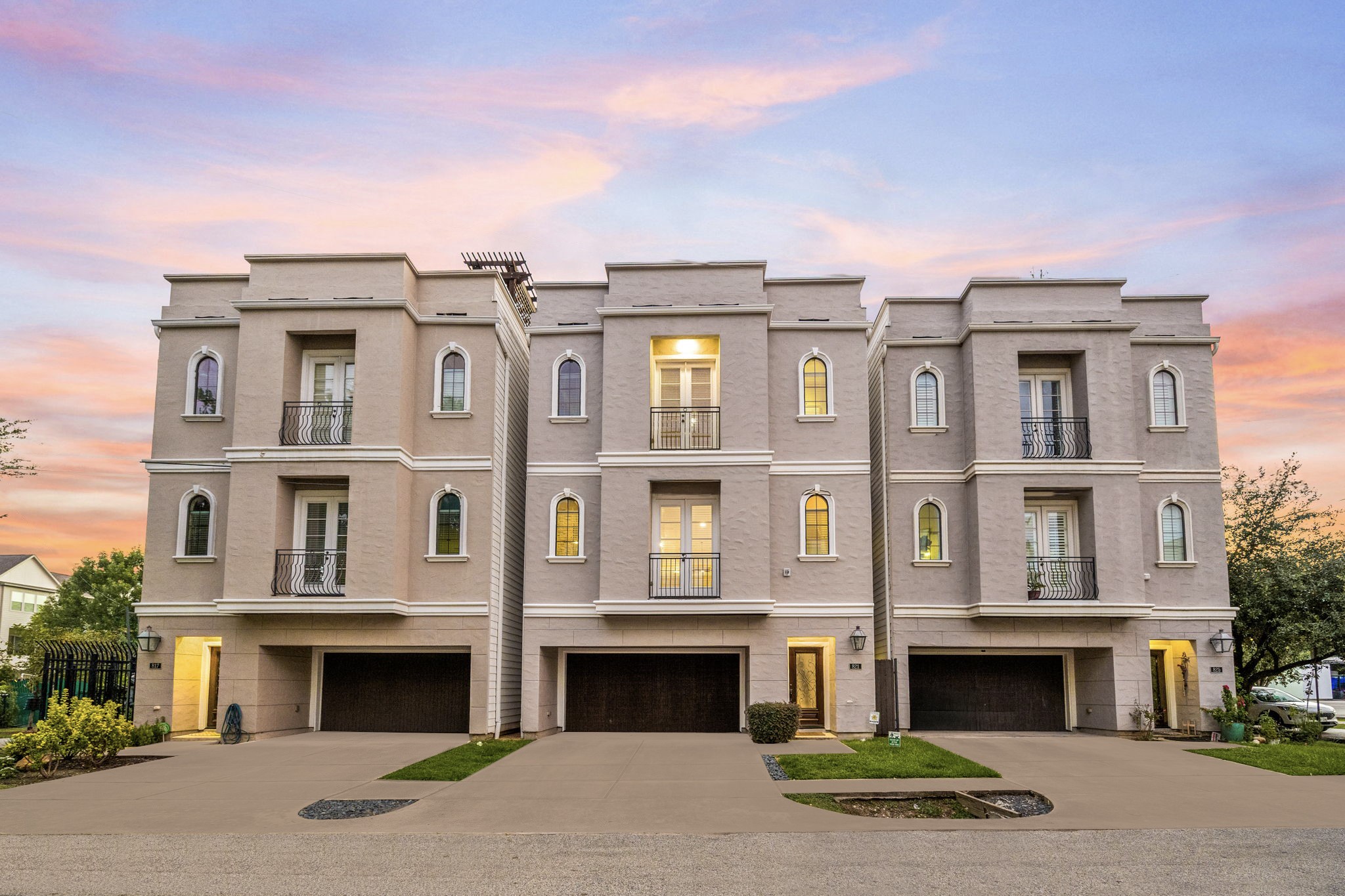 821 Lester Street Houston, TX 77007 - Photo 2 of 44 Rice Military French inspired home with 3 bedrooms, 3 full baths and 1 half bath with a great neighborhood location.