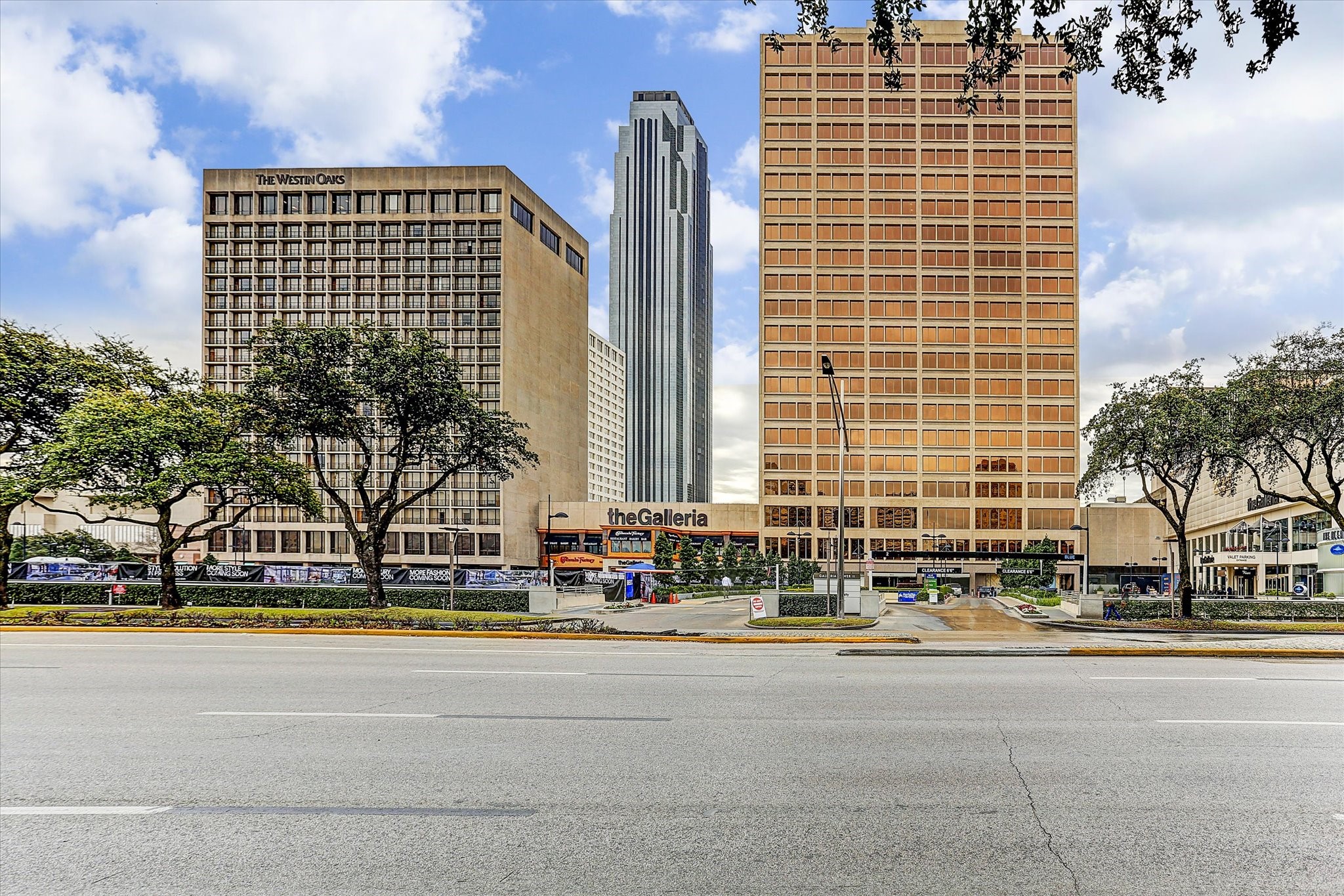 821 Lester Street Houston, TX 77007 - Photo 38 of 44 The Williams Tower and other beautiful buildings are nearby!