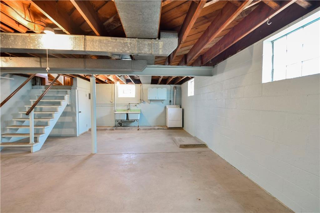 209 Goldsmith Road Pittsburgh, PA 15237 - Photo 16 of 20 Basement