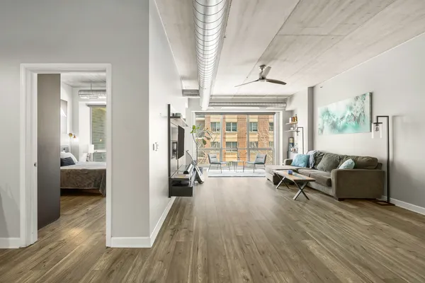 $3,050 | 845 North Kingsbury Street, Unit 412, Chicago, IL 60610