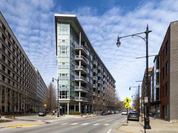 $3,050 | 845 North Kingsbury Street, Unit 412, Chicago, IL 60610