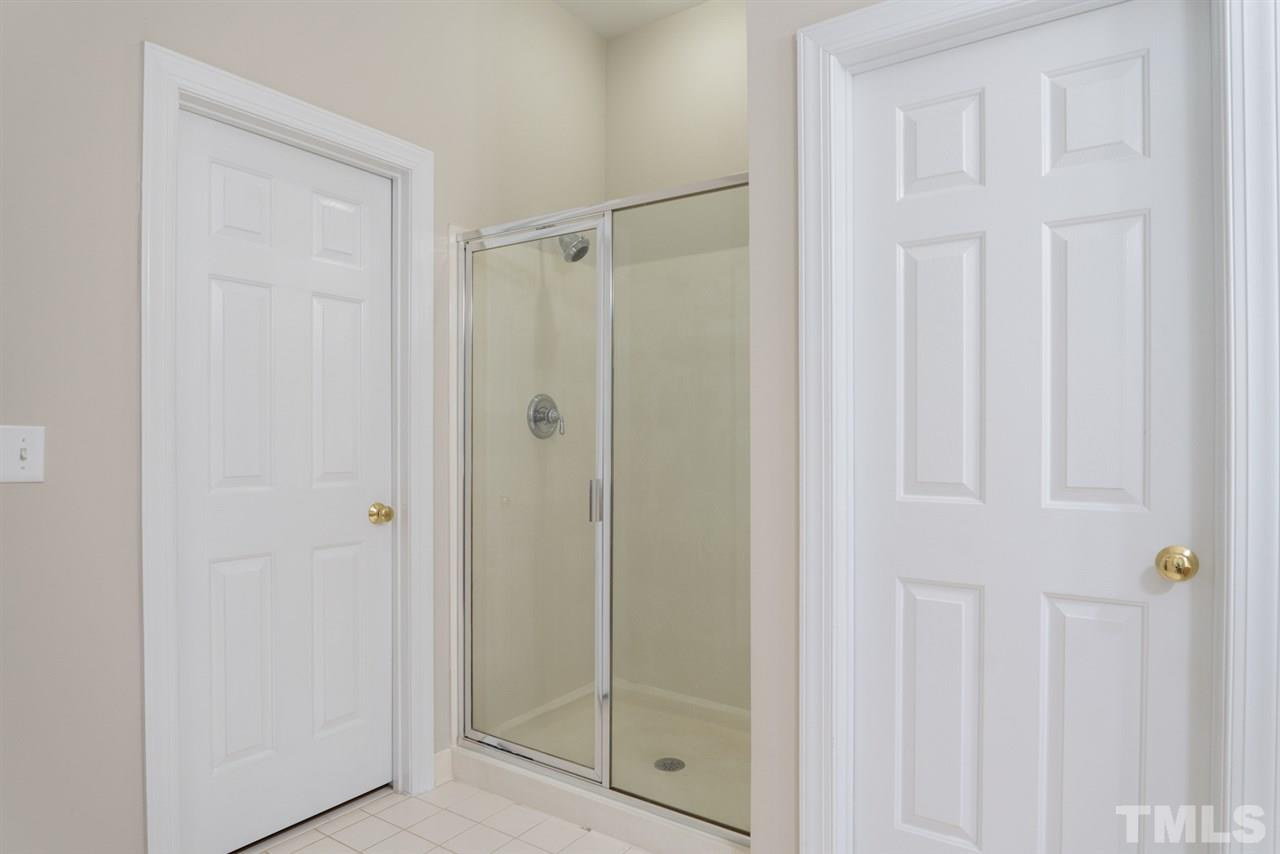 4831 Crestmore Road, Unit 102 Raleigh, NC 27612 - Photo 20 of 24 Gallery Image 20