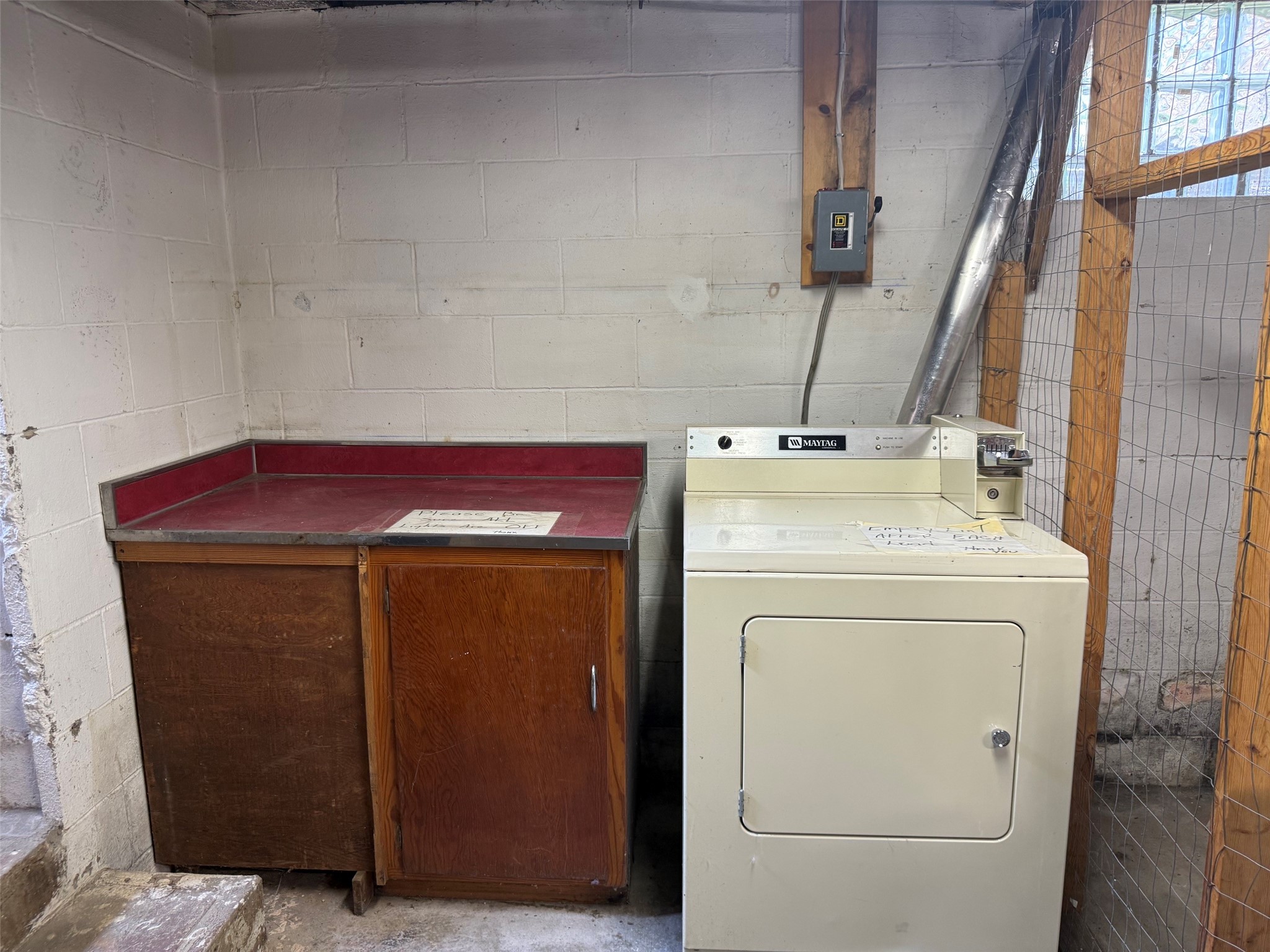 1630 West Gore Road Erie, PA 16509 - Photo 39 of 50 Coin Operated Washer and Dryer for Tenants, Nice Additional Income for Owners :-)