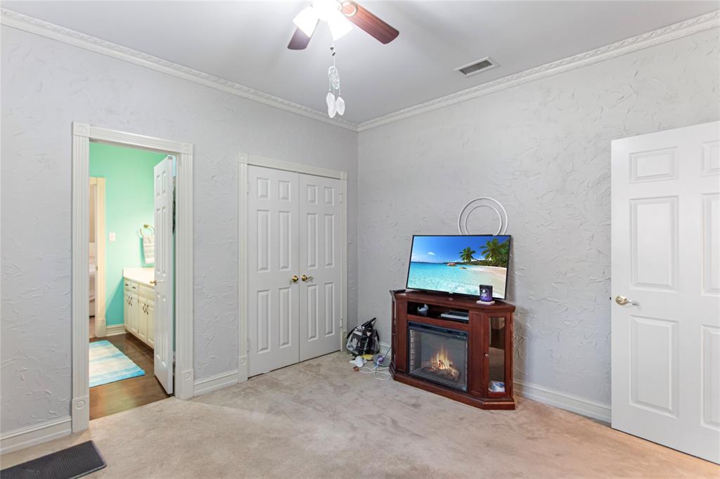 6609 Hollytree Circle Tyler, TX 75703 - Photo 20 of 40