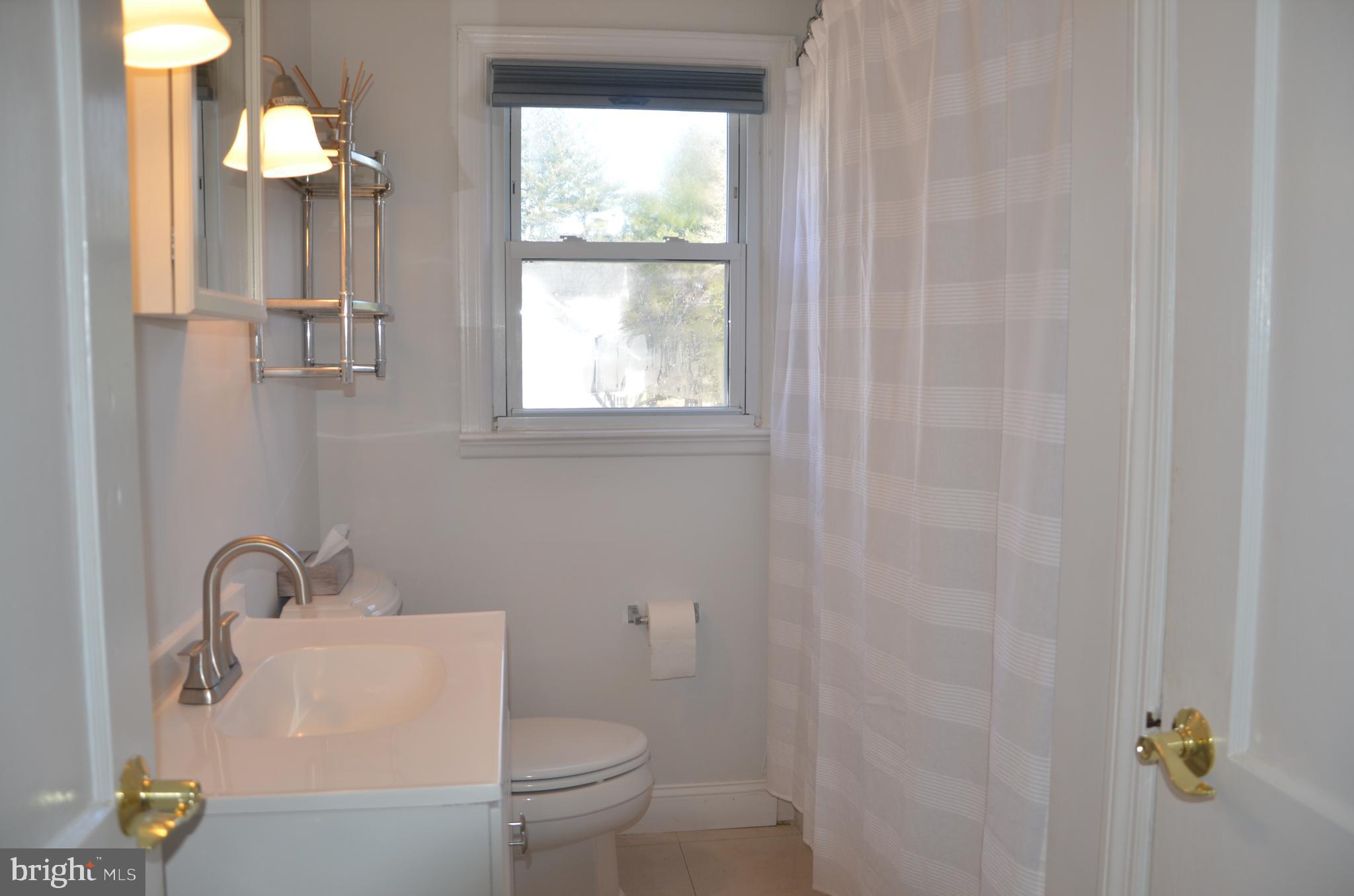 63 Cranbury Road Princeton Junction, NJ 08550 - Photo 12 of 58