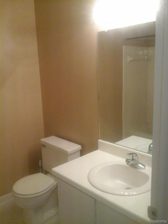 30060 Twelve Mile Road, Unit 95 Farmington, MI 48334 - Photo 12 of 12