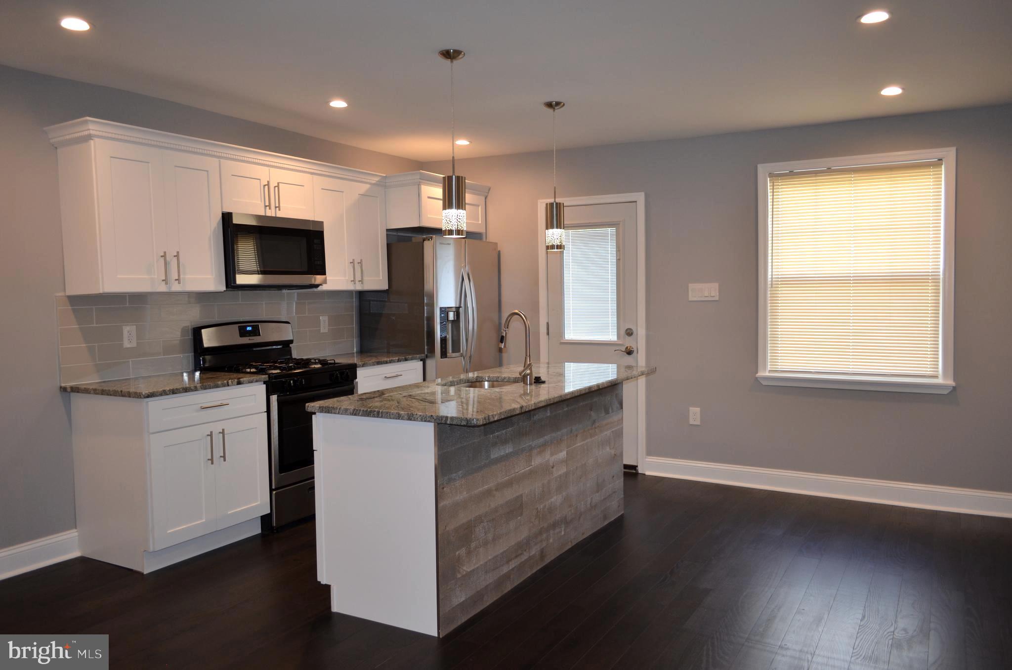 5539 Ridgewood Street Philadelphia, PA 19143 - Photo 3 of 16 Gallery Image 3