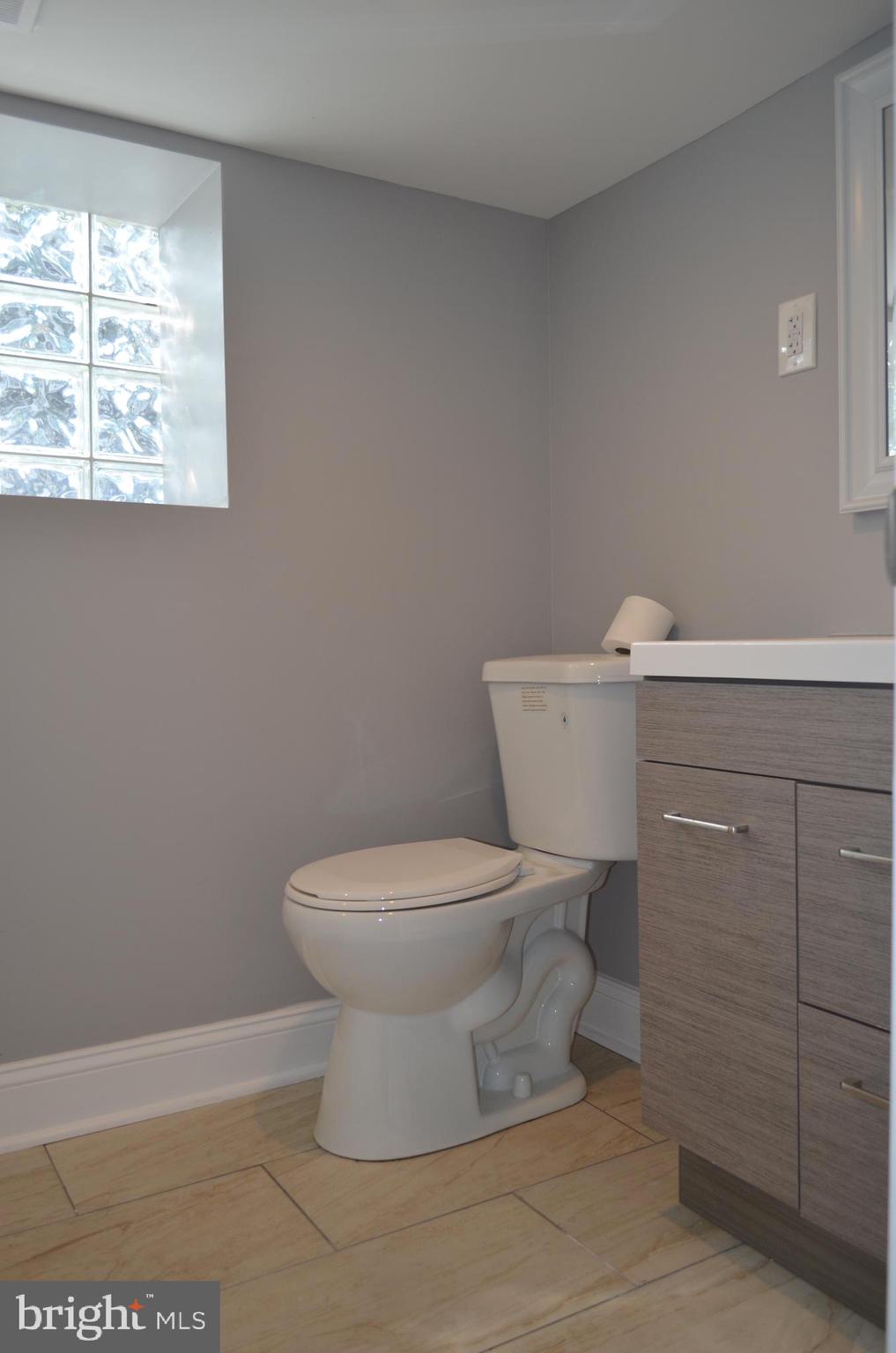 5539 Ridgewood Street Philadelphia, PA 19143 - Photo 10 of 16 Gallery Image 10