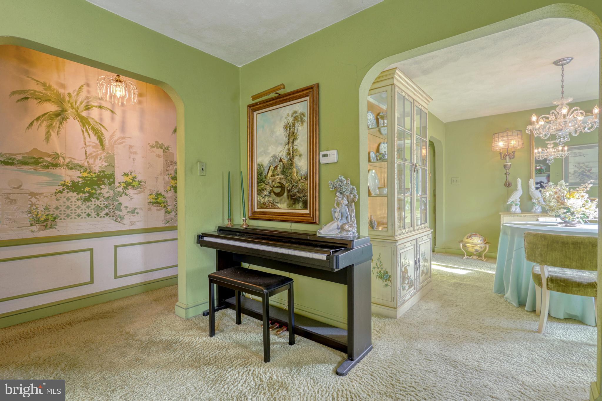 1003 Grandview Road York, PA 17403 - Photo 14 of 33 Gallery Image 14