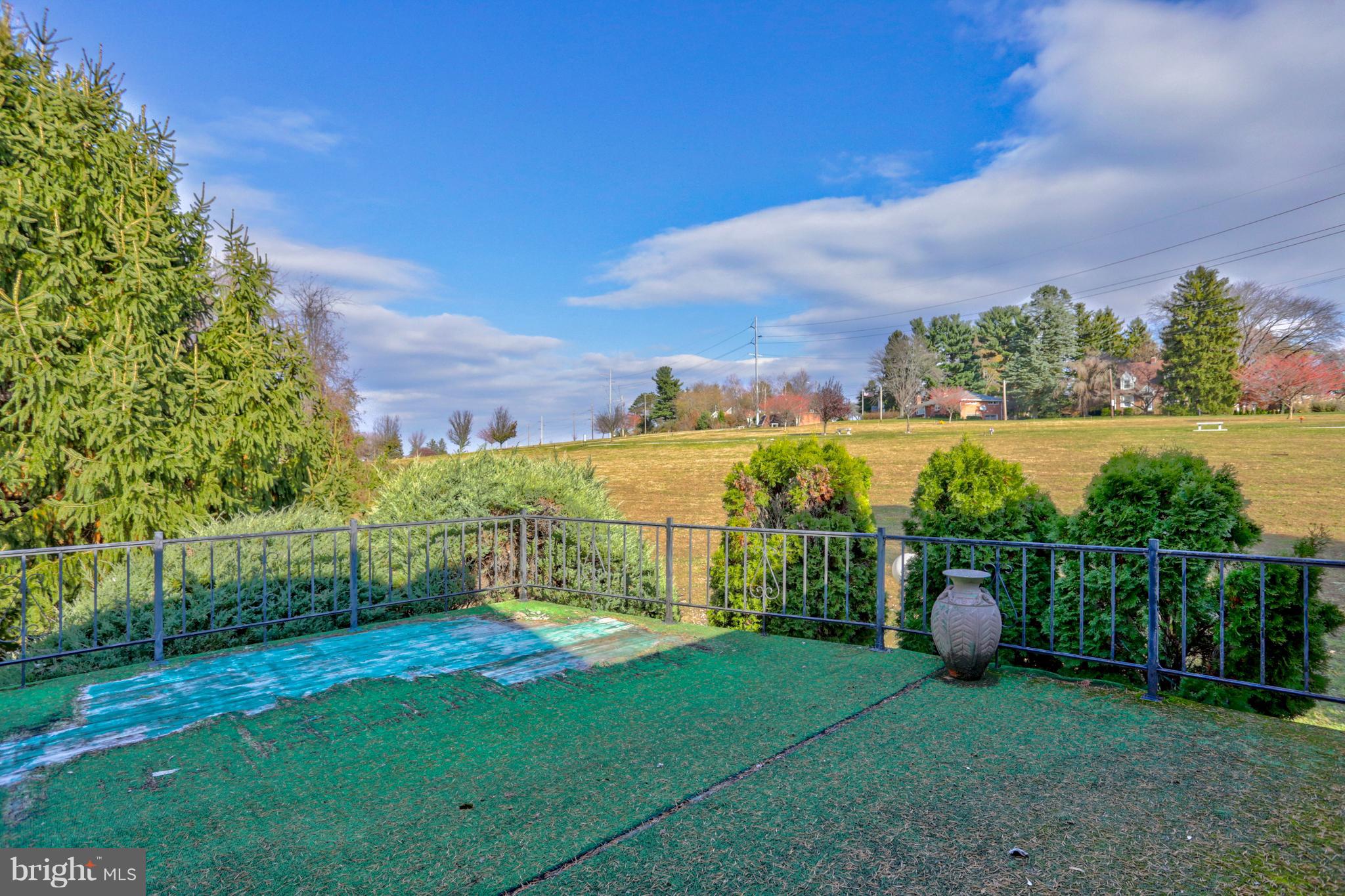 1003 Grandview Road York, PA 17403 - Photo 33 of 33 Gallery Image 33