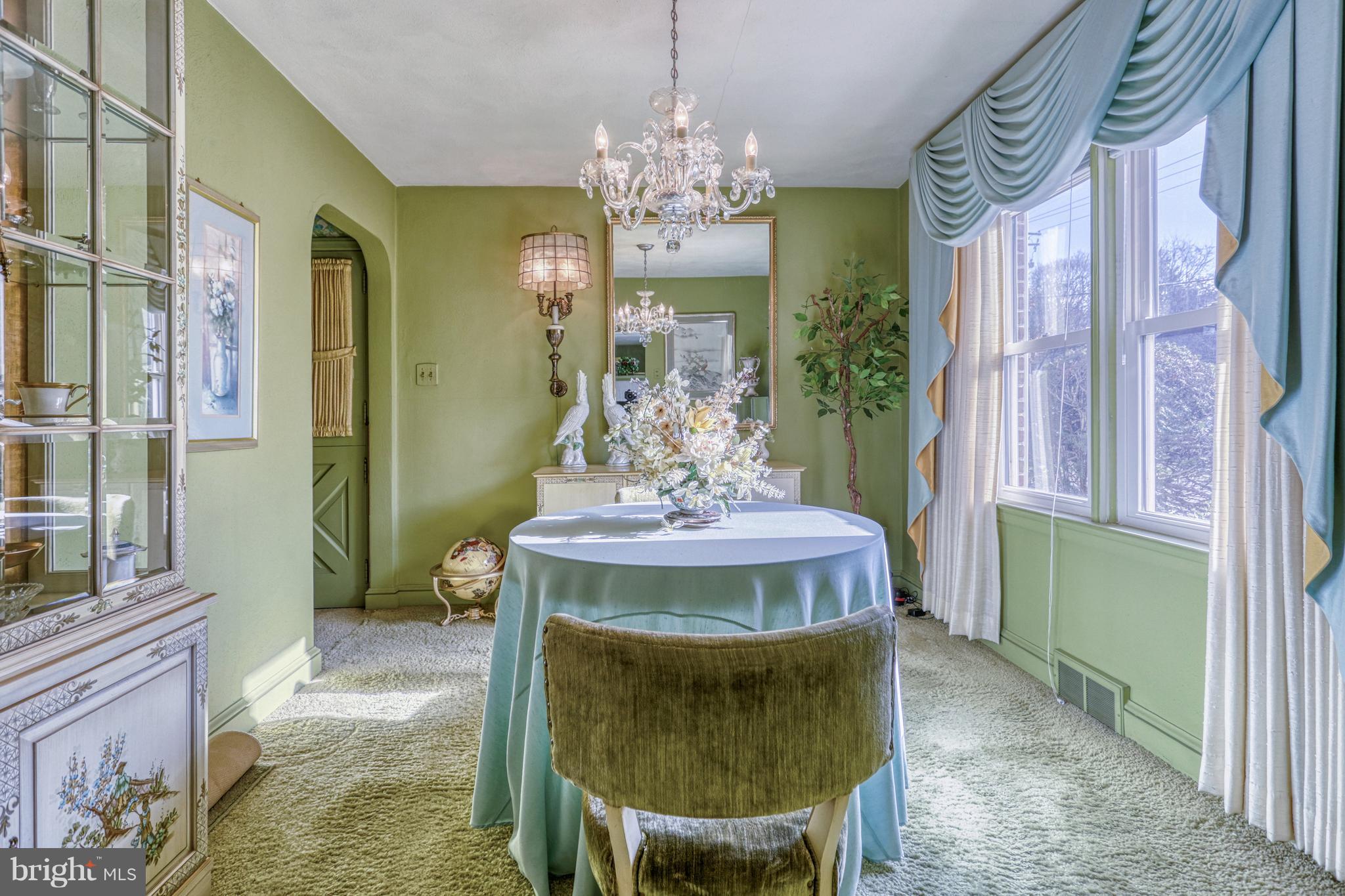 1003 Grandview Road York, PA 17403 - Photo 10 of 33 Gallery Image 10
