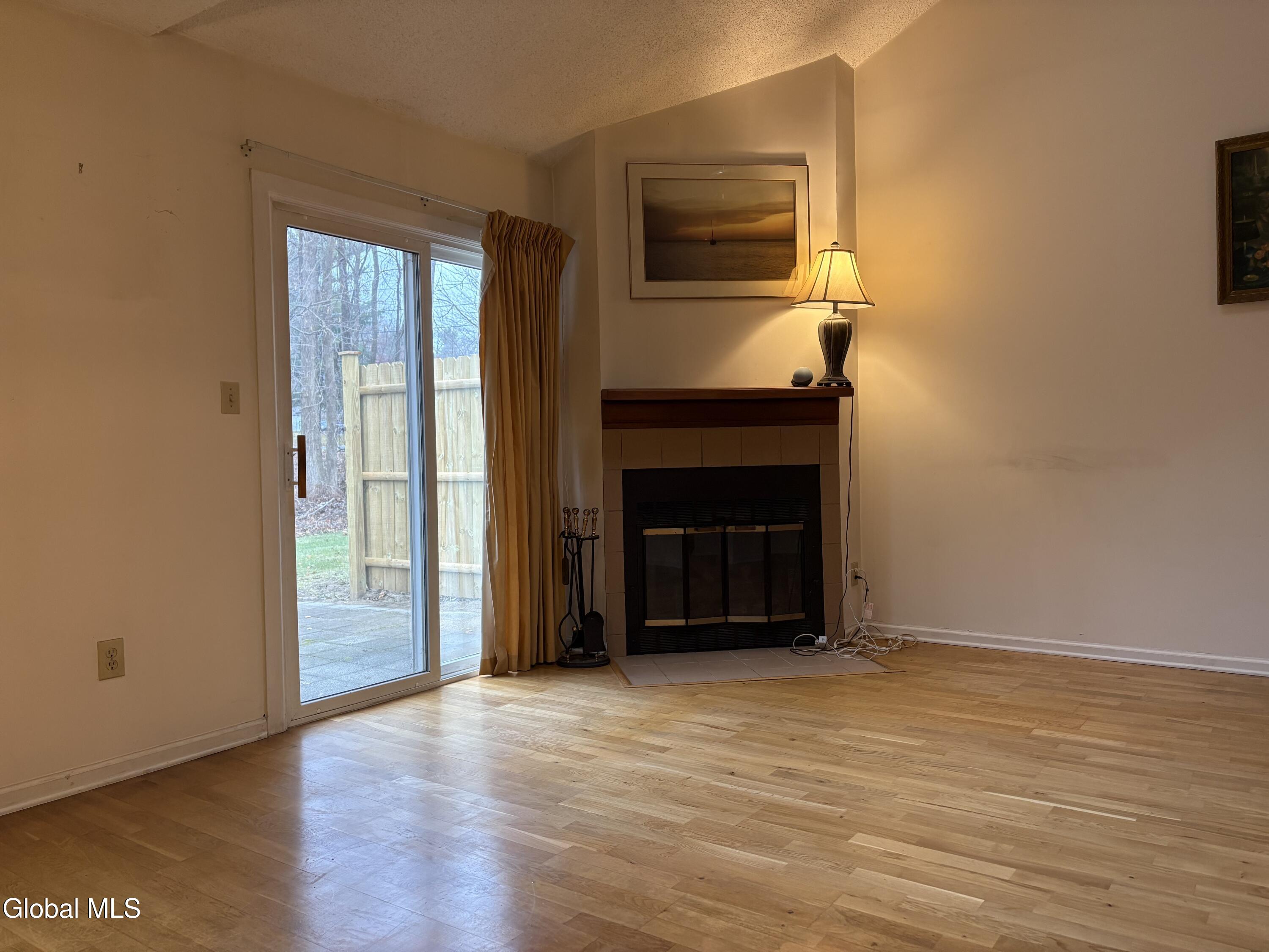 3005 Squire Boulevard Guilderland, NY 12159 - Photo 11 of 32 Fireplace