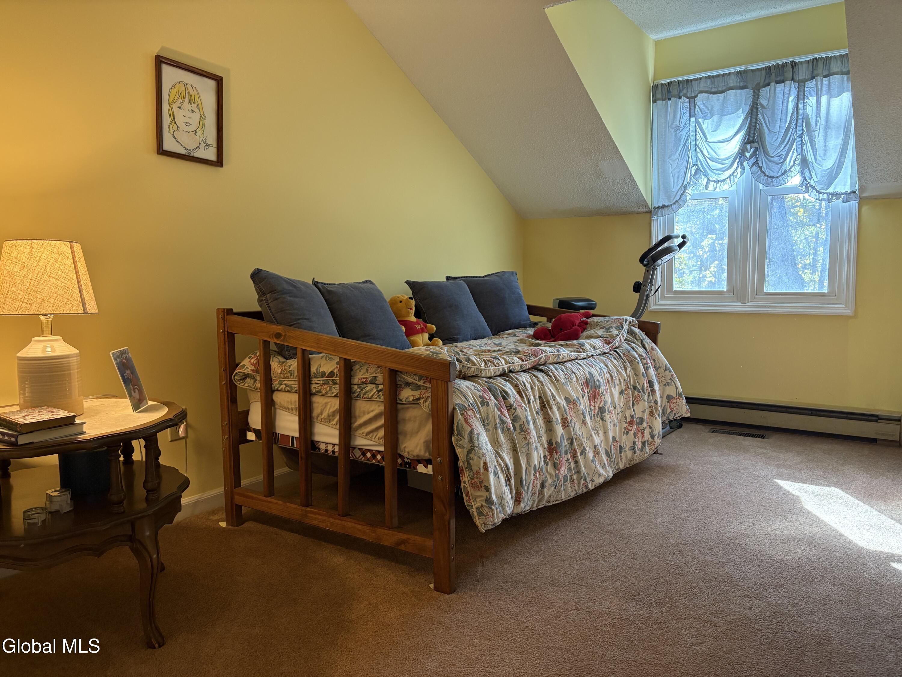 3005 Squire Boulevard Guilderland, NY 12159 - Photo 18 of 32 bdrm