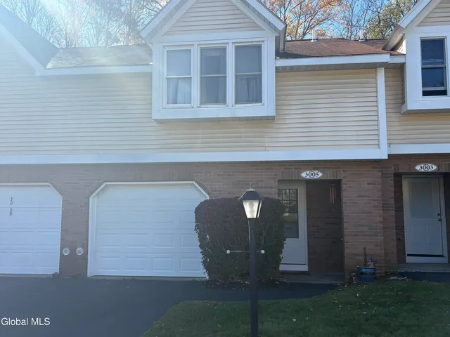 $279,900 | 3005 Squire Boulevard, Guilderland, NY 12159