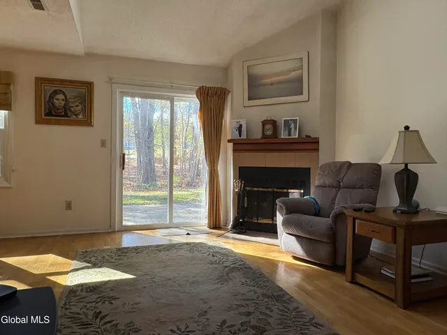 $279,900 | 3005 Squire Boulevard, Guilderland, NY 12159