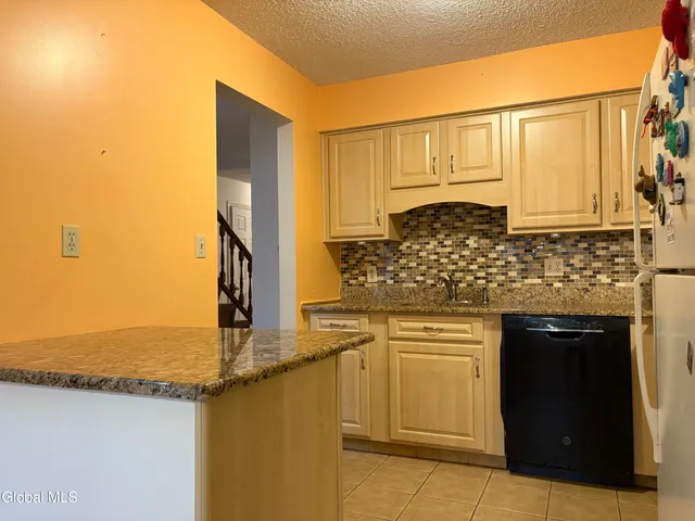 $269,000 | 3005 Squire Boulevard, Guilderland, NY 12159