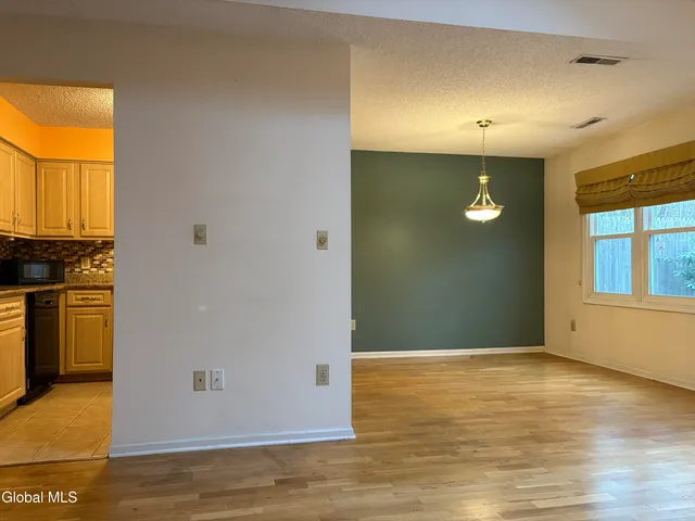 $269,000 | 3005 Squire Boulevard, Guilderland, NY 12159